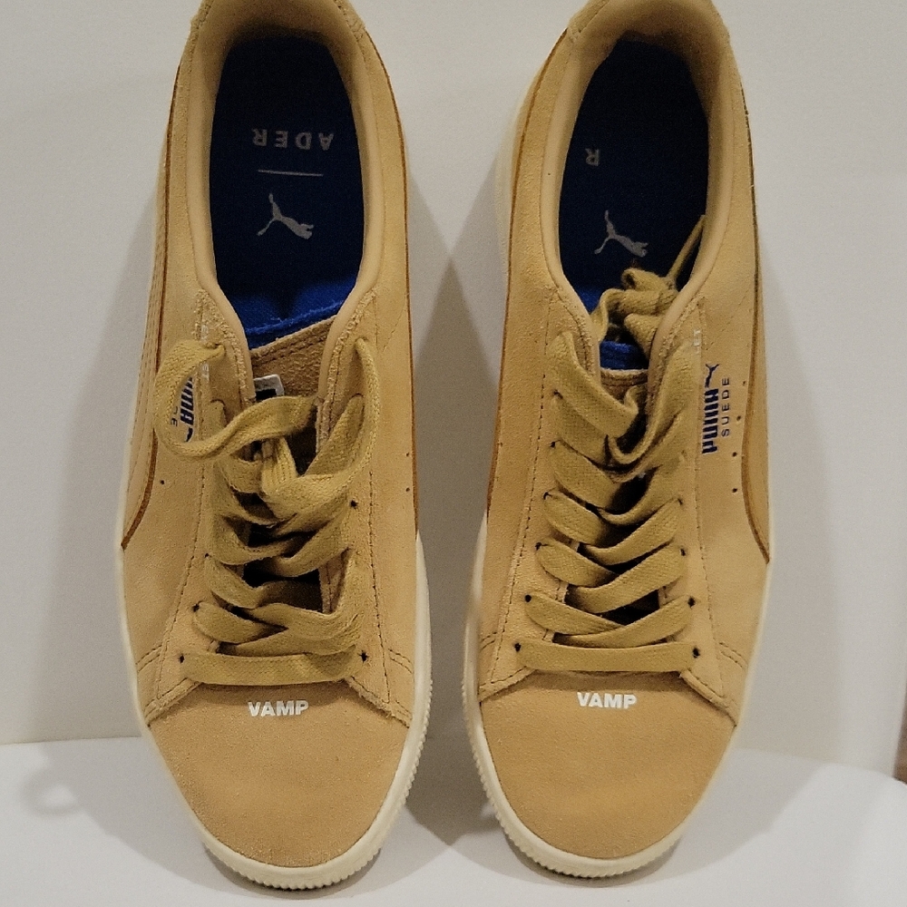 Puma Tan Suede Sneakers with Minimalist Design Petit